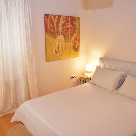 Venetian Apartments, 650M From Corfu Port Екстер'єр фото